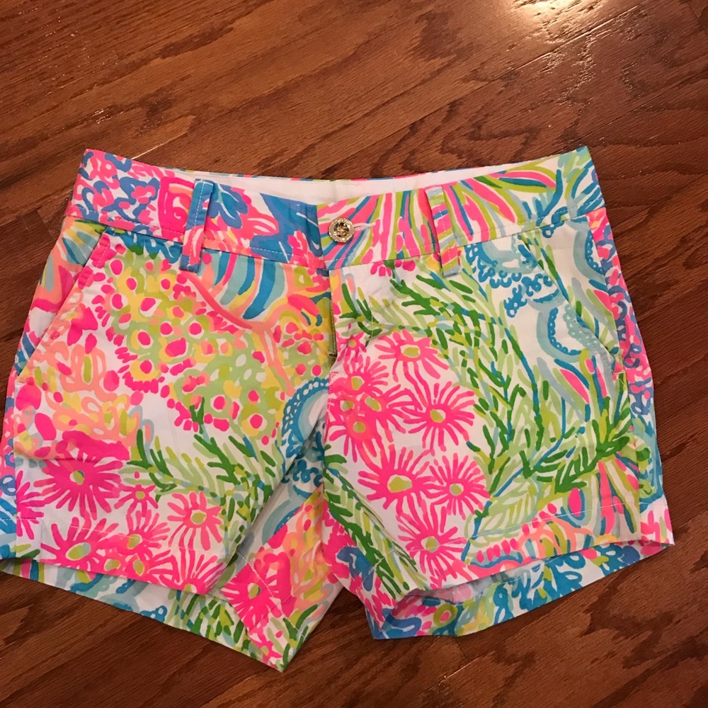 Lilly Pulitzer- 5” Callahan shorts size 4